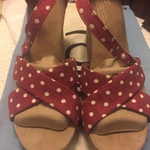 TOMS Wedges NEW